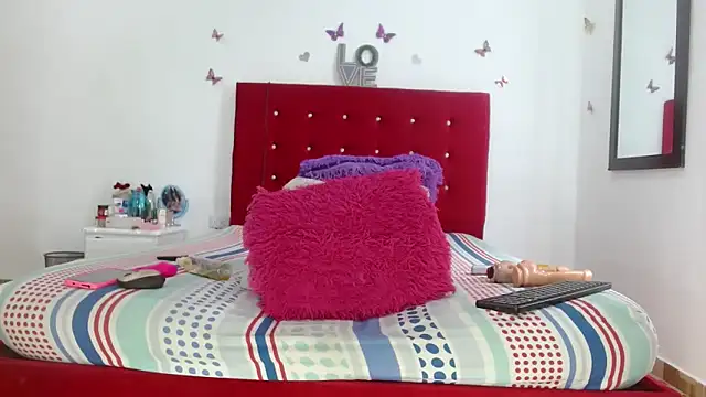 kattysex74 online show from September 24, 2025, 3:07 pm