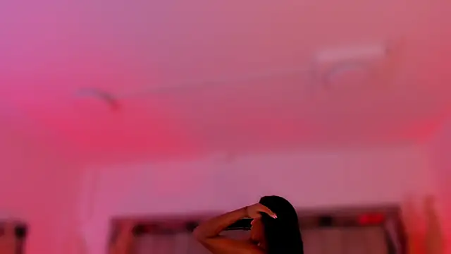 ChaynnaCooper online show from December 4, 2025, 4:11 am