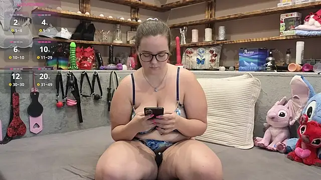 Snapshot of Kimberly-Caprice chatting on September 13, 2025, 6:02 am Kimberly-Caprice online show from September 13, 2025, 6:02 am