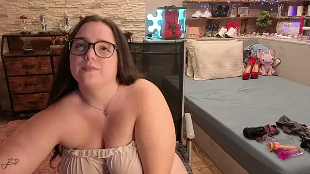 Snapshot of Kimberly-Caprice chatting on April 9, 2026, 6:25 pm Kimberly-Caprice online show from April 9, 2026, 6:25 pm