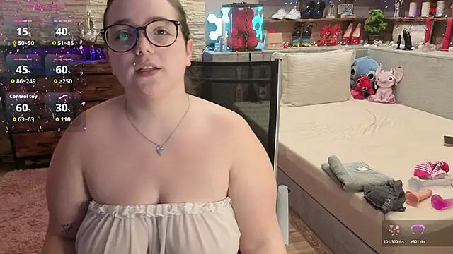 Snapshot of Kimberly-Caprice chatting on April 4, 2026, 6:36 pm Kimberly-Caprice online show from April 4, 2026, 6:36 pm