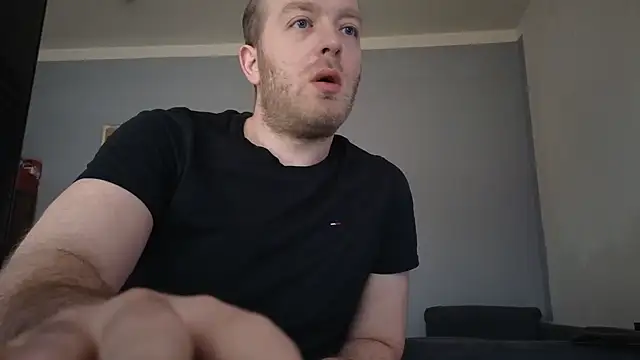 Henner33 online show from March 16, 2025, 1:06 pm