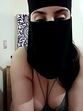 Snapshot of Arabic-Rose chatting on February 16, 2026, 12:59 pm Arabic-Rose online show from February 16, 2026, 12:59 pm