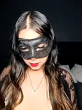 Snapshot of Ursa_sexy chatting on January 17, 2025, 9:49 am Ursa sexy online show from January 17, 2025, 9:49 am