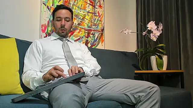 Snapshot of tommy_raym0ndg chatting on February 20, 2025, 12:19 am tommy raym0ndg online show from February 20, 2025, 12:19 am