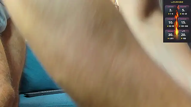 Snapshot of tommy_raym0ndg chatting on March 10, 2025, 7:40 pm tommy raym0ndg online show from March 10, 2025, 7:40 pm