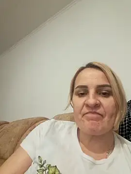 Malichkaanna30 online show from February 9, 2025, 4:40 pm