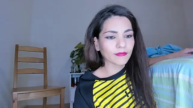 Snapshot of Chanel_shaw chatting on September 23, 2025, 4:25 pm Chanel shaw online show from September 23, 2025, 4:25 pm