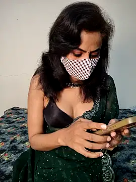 Snapshot of Raat_ki_rani_ chatting on February 25, 2025, 4:35 pm Raat ki rani  online show from February 25, 2025, 4:35 pm