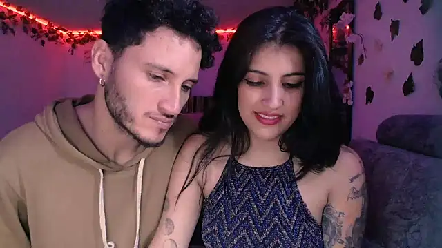 Afroditapoloo online show from January 15, 2025, 8:48 pm