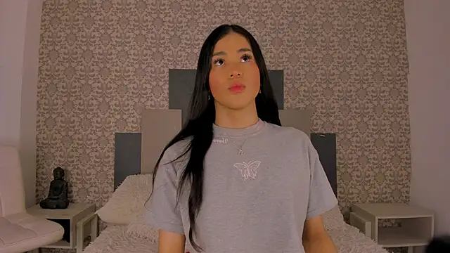 Snapshot of Isa_Little_Star chatting on October 19, 2025, 1:14 pm Isa Little Star online show from October 19, 2025, 1:14 pm