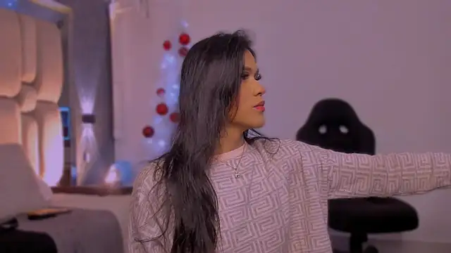 Snapshot of Isa_Little_Star chatting on December 3, 2025, 8:52 pm Isa Little Star online show from December 3, 2025, 8:52 pm