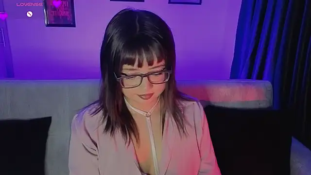 missy taylor  online show from November 23, 2025, 9:36 pm