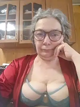 Snapshot of IrinaSweet54 chatting on April 23, 2026, 8:54 am IrinaSweet54 online show from April 23, 2026, 8:54 am