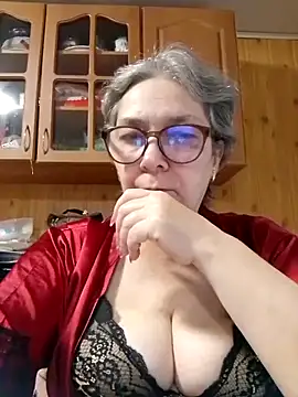 IrinaSweet54 online show from November 6, 2025, 9:13 am