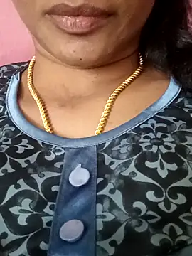 Snapshot of Ambika01 chatting on November 7, 2025, 7:13 am Ambika01 online show from November 7, 2025, 7:13 am