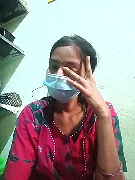 Snapshot of anusiya01 chatting on November 16, 2025, 1:21 am anusiya01 online show from November 16, 2025, 1:21 am