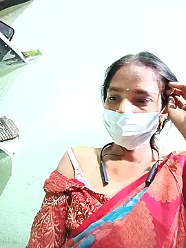 Snapshot of anusiya01 chatting on November 19, 2025, 3:28 am anusiya01 online show from November 19, 2025, 3:28 am