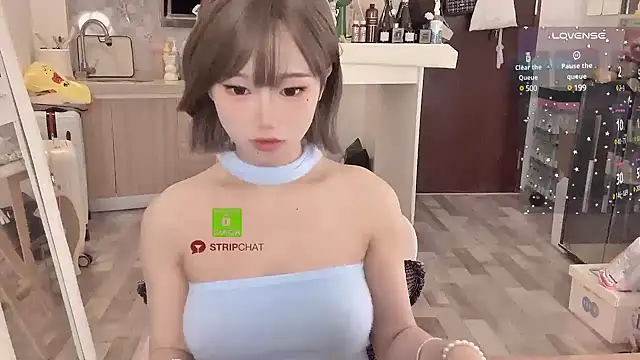 Snapshot of -XunMengLong- chatting on December 5, 2024, 7:55 pm -XunMengLong- online show from December 5, 2024, 7:55 pm