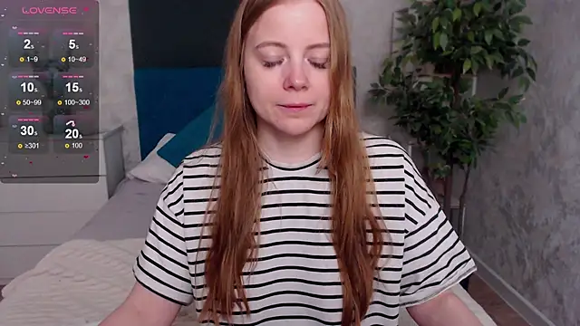 Snapshot of JennyyHot chatting on February 15, 2026, 6:25 am JennyyHot online show from February 15, 2026, 6:25 am