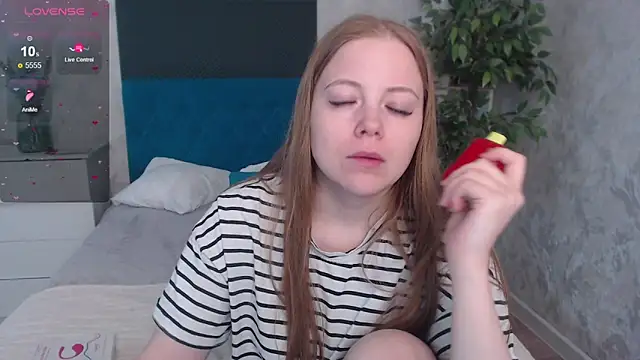 Snapshot of JennyyHot chatting on February 28, 2026, 7:41 am JennyyHot online show from February 28, 2026, 7:41 am