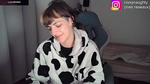 Nixxy naughty online show from February 5, 2025, 8:14 pm