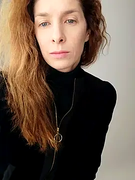 Snapshot of YourSuperModel chatting on October 21, 2025, 5:29 am YourSuperModel online show from October 21, 2025, 5:29 am