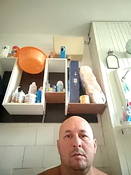 Snapshot of intx800 chatting on September 14, 2025, 4:13 am intx800 online show from September 14, 2025, 4:13 am