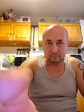 Snapshot of intx800 chatting on October 11, 2025, 4:35 am intx800 online show from October 11, 2025, 4:35 am