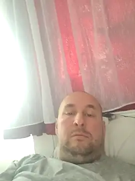 Snapshot of intx800 chatting on October 9, 2025, 2:06 pm intx800 online show from October 9, 2025, 2:06 pm