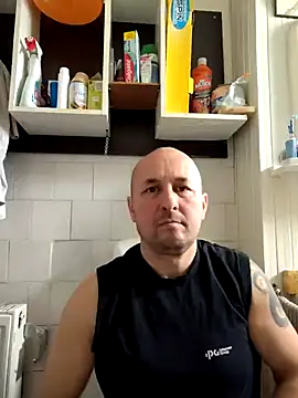 Snapshot of intx800 chatting on March 10, 2025, 1:32 pm intx800 online show from March 10, 2025, 1:32 pm