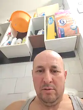 Snapshot of intx800 chatting on March 15, 2025, 5:30 am intx800 online show from March 15, 2025, 5:30 am