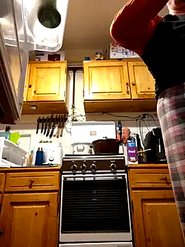 Snapshot of intx800 chatting on February 13, 2025, 3:07 am intx800 online show from February 13, 2025, 3:07 am