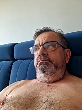 axecoman60 online show from June 9, 2026, 5:52 am