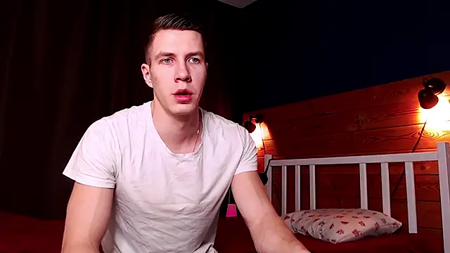 Snapshot of Chris_Brien chatting on March 7, 2025, 9:48 pm Chris Brien online show from March 7, 2025, 9:48 pm