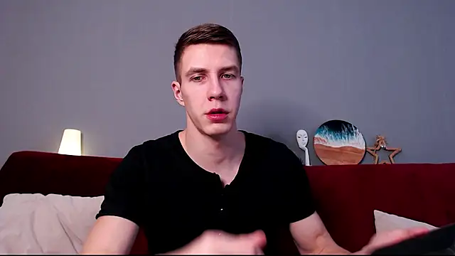 Snapshot of Chris_Brien chatting on March 12, 2025, 4:08 am Chris Brien online show from March 12, 2025, 4:08 am