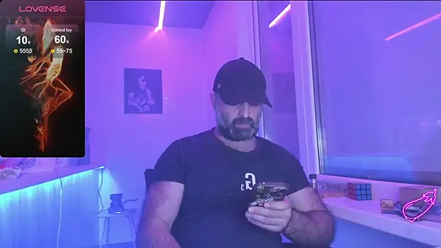 MAGABEAR077 online show from November 9, 2025, 8:24 pm