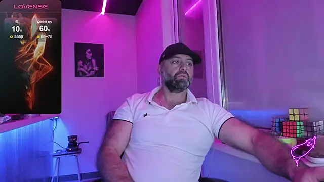 MAGABEAR077 online show from October 5, 2025, 9:33 am