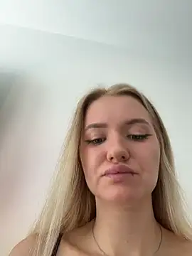 Snapshot of Devill_Angel_ chatting on July 3, 2026, 10:55 am Devill Angel online show from July 3, 2026, 10:55 am
