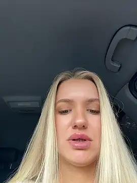 Snapshot of Devill_Angel_ chatting on June 8, 2026, 10:05 am Devill Angel online show from June 8, 2026, 10:05 am