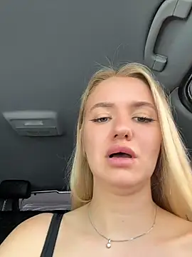 Snapshot of Devill_Angel_ chatting on July 4, 2026, 10:43 am Devill Angel online show from July 4, 2026, 10:43 am
