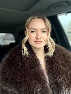 Devill Angel  online show from January 15, 2026, 10:07 am