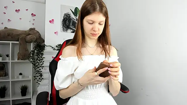 Baby Evalena online show from February 11, 2025, 4:55 am