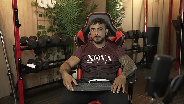 Snapshot of ERIC_HARRISON chatting on September 10, 2025, 12:42 am ERIC HARRISON online show from September 10, 2025, 12:42 am