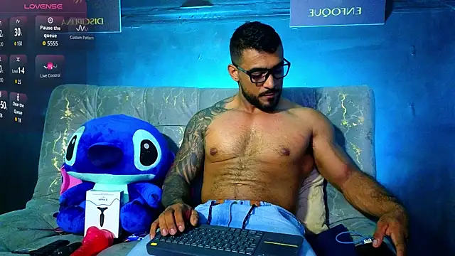 Snapshot of ERIC_HARRISON chatting on November 2, 2025, 8:47 pm ERIC HARRISON online show from November 2, 2025, 8:47 pm