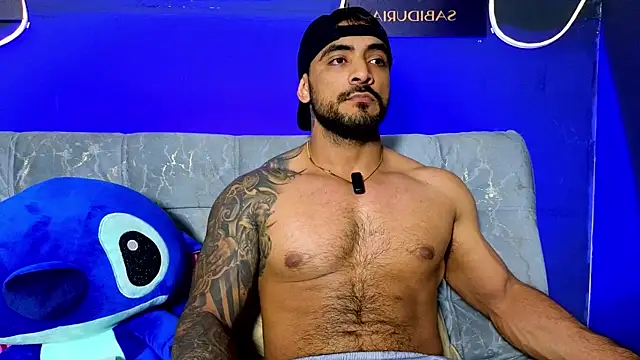 Snapshot of ERIC_HARRISON chatting on December 21, 2025, 12:13 am ERIC HARRISON online show from December 21, 2025, 12:13 am