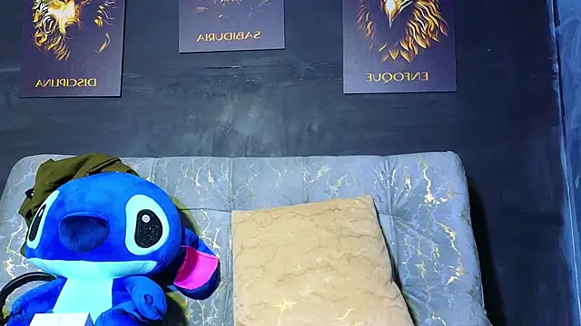 Snapshot of ERIC_HARRISON chatting on October 19, 2025, 11:40 pm ERIC HARRISON online show from October 19, 2025, 11:40 pm