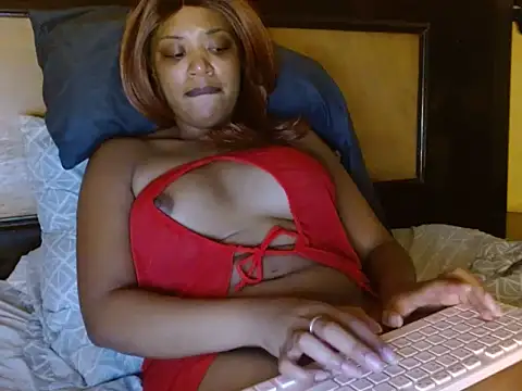 Snapshot of thekelliecapri chatting on September 18, 2025, 7:39 pm thekelliecapri online show from September 18, 2025, 7:39 pm