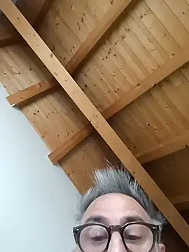 Ragno1968 online show from April 12, 2026, 4:32 pm