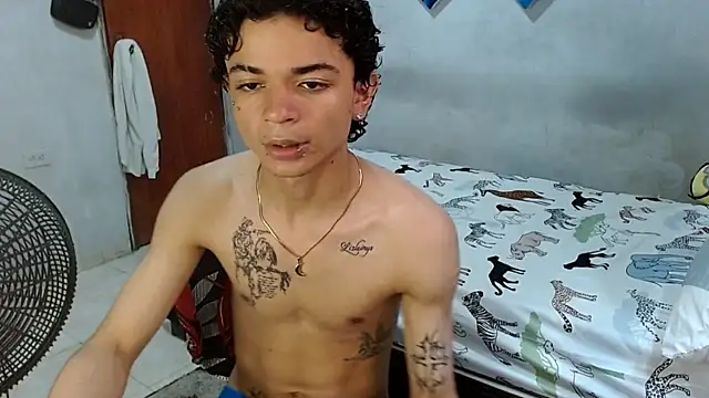 Lovebeng  online show from November 1, 2025, 9:08 pm